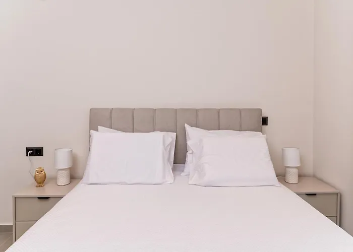 Pastel Serenity Apartment *